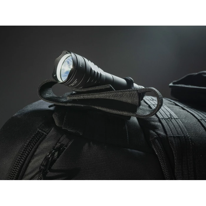 Latarka ARMYTEK Predator Pro XHP35 HI White