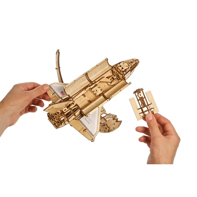 Puzzle 3D Model Wahadłowca NASA Discovery Ugears